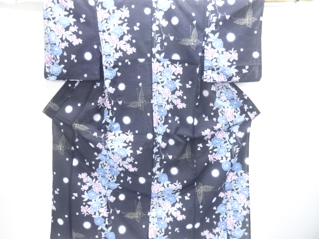 綿絽　草花に蝶模様浴衣